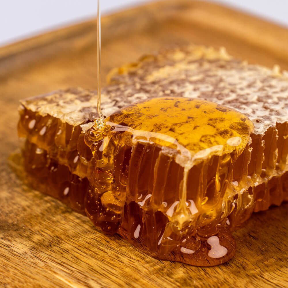[:fr]Miel en rayon brut[:en]Raw Honeycomb[:]